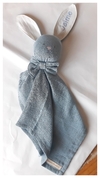 Conejito de apego celeste personalizado con nombre
