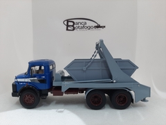 Caminhão Mercedes-Benz LG1213 exército