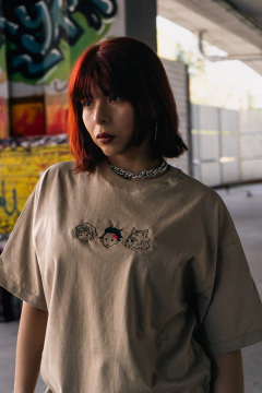 Remera Oversize TIZ Demon Slayer / Kimetsu No Yaiba [BORDADO] - comprar online