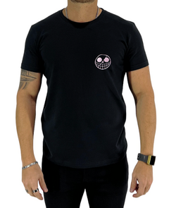 Remera Básica Doflamingo One Piece [BORDADO]