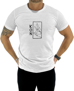 Remera Básica KON Chainsaw Man [BORDADO] - comprar online