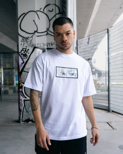 Remera Oversize Satoru Gojo Jujutsu Kaisen [BORDADO] - comprar online