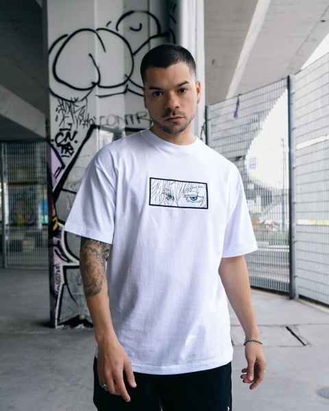 Remera Oversize Satoru Gojo Jujutsu Kaisen [BORDADO] - comprar online