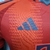 manto-mantos-uniforme-uniformes-blusas-blusa-roupa-roupas-camisetas-camisas-camisa-bayern-de-munique-i-2024-25-vermelha-jogador-masculina-tailandesa-futebol-lançamento-nova-original-fotos-foto-oficial-primeira-casa-principal-titular-home-8.webp