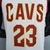 camisas-camiseta-blusa-manto-regata-sem-manga-basquete-nba-clevelend-cavaliers-branca-association-nike-edition-swingman-original-oficial-5.jpg