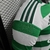 manto-mantos-uniforme-uniformes-blusas-blusa-roupa-roupas-camisetas-camisas-camisa-celtic-i-2024-25-branca-e-verde-jogador-masculina-tailandesa-futebol-lançamento-nova-original-fotos-foto-oficial-primeira-casa-principal-titular-home-5.webp