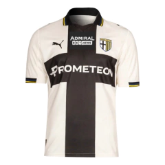 camisa-parma-calcio-i-2025-2026-masculina-branca-e-preta-primeira-1-titular-home-1.webp