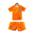 uniforme-infantil-inglaterra-goleiro-i-2024-25-laranja-conjunto-uniforme-tailandesa-replica-original-oficial-fotos-imagem-home-casa-titular-primeira-principal-kit-1.webp