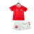 uniforme-infantil-dinamarca-i-2024-25-vermelho-e-branco-conjunto-uniforme-tailandesa-replica-original-oficial-fotos-imagem-home-casa-titular-primeira-principal-kit-2.webp