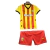 uniforme-infantil-rc-lens-i-2024-25-amarelo-e-vermelho-camisa-manto-blusa-tailandesa-replica-original-oficial-fotos-imagem-home-casa-titular-primeira-principal-kit-2.webp