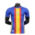 camisa-espanha-treino-2024-25-jogador-masculina-azul-vermelha-e-amarela-camisa-manto-blusa-tailandesa-replica-original-oficial-fotos-imagem-kit-1.webp