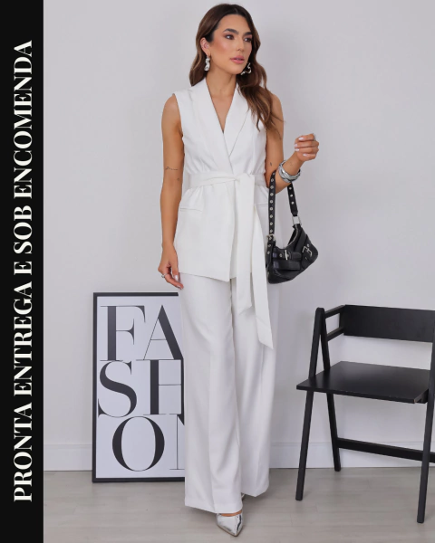 Conjunto Colete Cintia e Calça Vitória - comprar online