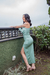Vestido Midi Uma Manga Só Prada Acetinado - VERDE na internet