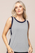 Regata feminina em tom cinza mescla com detalhes em azul marinho, ideal para looks casuais.