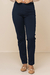 Calça Thermo Tradicional na cor marinho, modelo ajustado, com cintura alta e sem detalhes. Peça coringa.