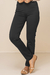 Calça Thermo Tradicional na cor chumbo, modelo ajustado, com cintura alta e sem detalhes. Peça coringa.