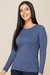 Blusa térmica de manga longa na cor marinho, com detalhes em botão nos punhos, coleção inverno La Thereza.