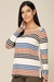 Blusa Visco Listrada de manga longa com listras em tons terrosos com azul, modelagem confortável e clássica.