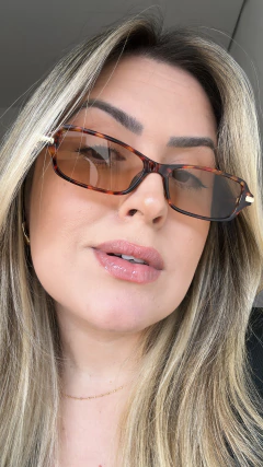 Óculos Bold na internet