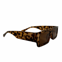 Óculos Isis Animal Print na internet