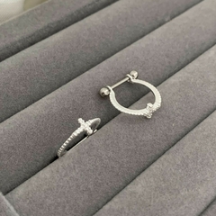 Piercing Conch Cruz Prata 925
