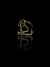 anel letra P dourado