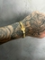 bracelete liso dourado detalhado