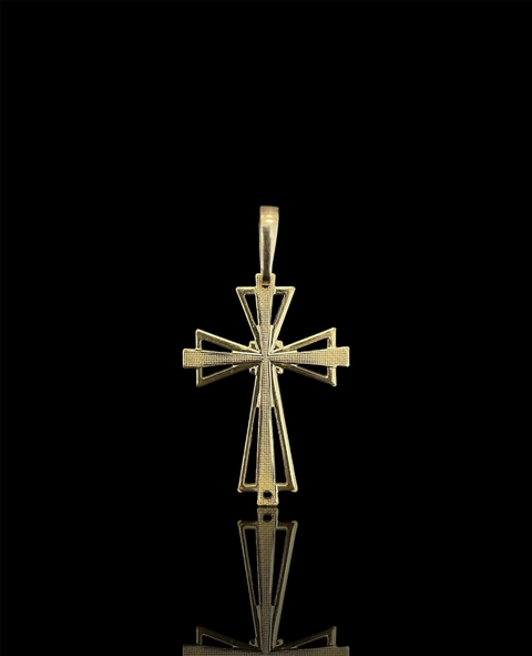 cruz sagrada vazada