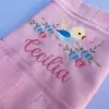 Toalha Lavabo Bordada Personalizada Infantil 30 x 45 cm – Passarinho
