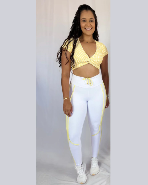 Conjunto Calça Suplex Branco Viés Duplo Amarelo Manteira Top Pérola Manga - comprar online