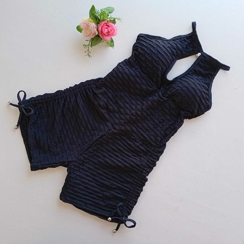 Macaquinho Jacquard Preto Sem Empina Bumbum