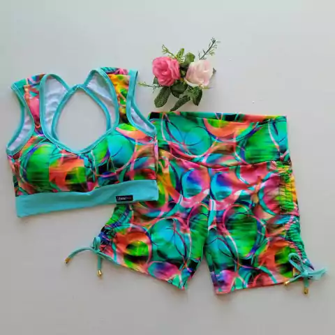 Conjunto Short Círculos Coloridos Cadarço Lateral Top Jane