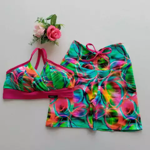 Conjunto Short Círculos Coloridos Top Anitta