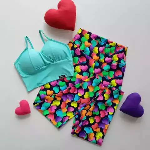 Conjunto Calça Coração Colorido Cós Simples Top Anitta Cós SEM EMPINA BUMBUM