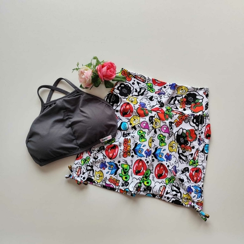 Conjunto Short Estampa Grafite Cadarço Lateral Top Thayz