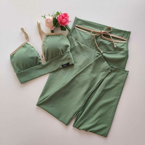 Conjunto Calça Verde Jade Decote Top Mara