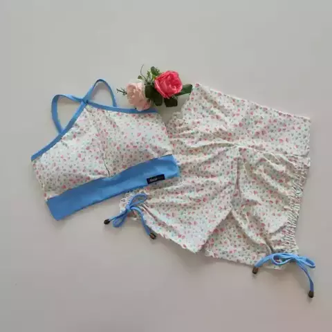 Conjunto Short Corações Cadarço Lateral Top Yasmin SEM EMPINA BUMBUM