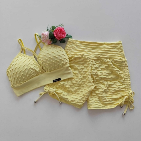 Conjunto Short Jacquard Amarelo Manteiga Cad. Lateral Top Andressa
