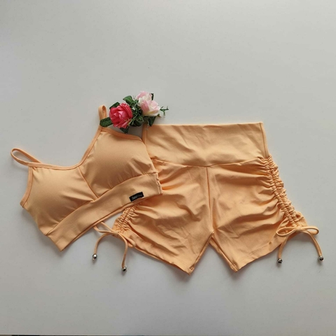 Conjunto Short Peach Fuzz Cadarço Lateral Top Luz Cós