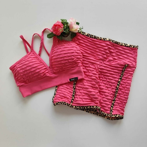 Conjunto Short Jacquard Camelia pink viés Onça Top Margarida