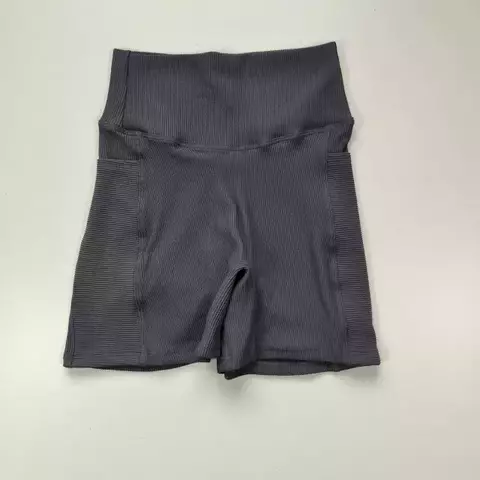 Short Canelado Chumbo Bolso SEM EMPINA BUMBUM