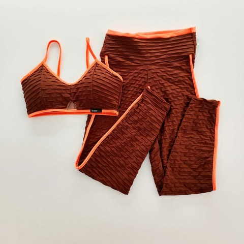 Conjunto Calça Jacquard Capuccino Viés Néon Top Jade