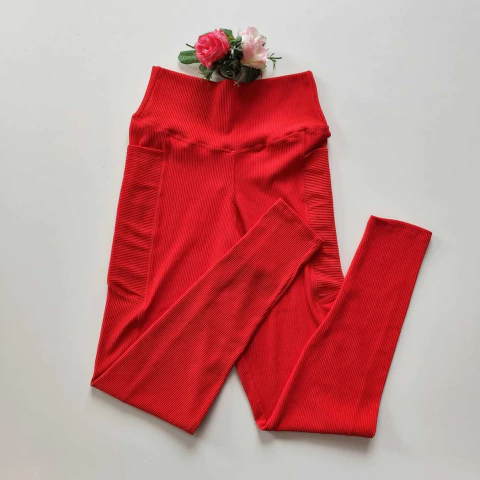 Calça Canelado Vermelho Bolso SEM EMPINA BUMBUM