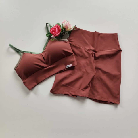 Conjunto Short Mahogany Cós Simples Top Luz Detalhe Jade e Kaki