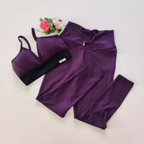 Conjunto Calça Aveludado Açaí Top Mara cós Preto SEM EMPINA BUMBUM