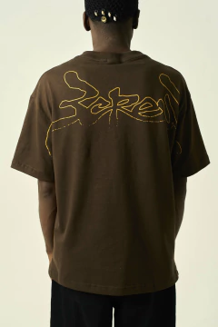CAMISA ASSINATURA 2025 [MARROM] na internet