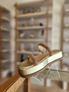 Papete flatform Tita - Ouro Light - comprar online