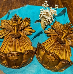 PIA DE ÁGUA BENTA - ESPIRITO SANTO (DOURADO) - comprar online