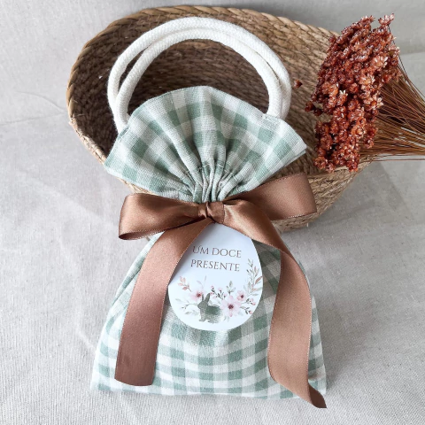 Saquinho Montadinho de Puxar em Linho Coleção de Páscoa Xadrez Verde - comprar online