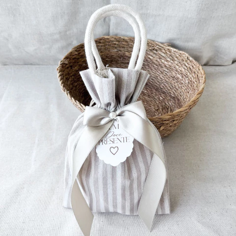 50 Saquinhos Montadinhos de Puxar em Linho Coleção de Páscoa Listradinho - comprar online